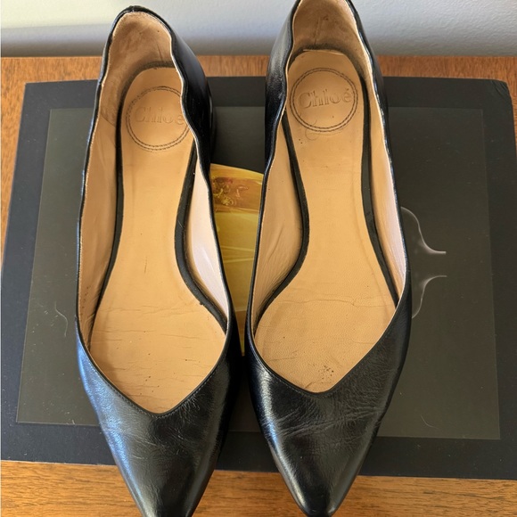 Chloé Lauren Scalloped Black Leather Pointed toe Flats 37 1/2 - Picture 3 of 7